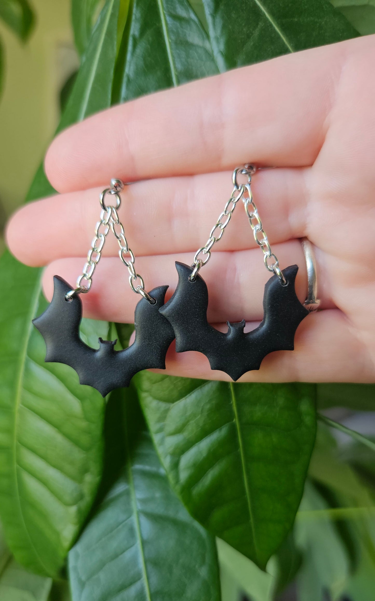 Bat dangles